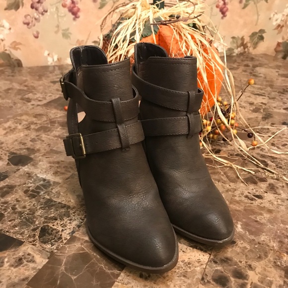 Justfab Brand Women’s Boots - Picture 2 of 7